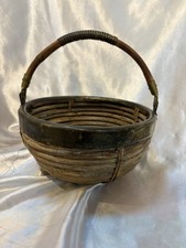 Vtg Rare Pencil Reed Rattan And Brass Basket w/ handle MCM 8.5” across picture