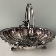 Acme Silver Plate Co Quadruple Plate Bridal Basket Handled Flower Detail Vtg picture