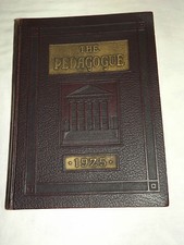 VINTAGE 1925 STATE UNIVERSITY OF ALBANY NEW YORK SUNY SIGNED  ALUMNI YEARBOOK picture