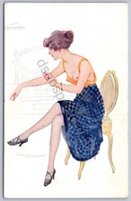 DS1/ Artist Signed Postcard c1910 Suzanne Meunier Art Deco Girl Blue Skirt 192 picture