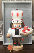 Nutcracker Steinbach Chubby Baker Hearts Display Chef Holiday Candy Treats Decor picture