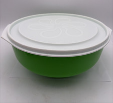 VTG RUBBERMAID Large 6 Quart Green Mixing Storage Bowl & Daisy Lid #3224  #3235 picture