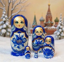 Vintage Russian Matryoshka Nesting Dolls 5 Dolls Artist Signature & Tag LOVELY picture