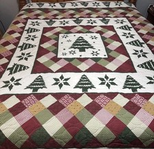 Vintage Better Homes and Gardens Evergreen Christmas Tree Bed Quilt Queen/Full picture