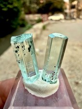 Top Quality Sky Blue Aquamarine Transparent and Terminated Crystal 10 CTS picture