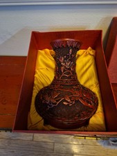 Vintage Chinese Red Cinnabar Lacquer Hand Carved Vase 7