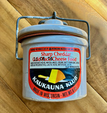 VINTAGE Kaukauna Klub Sharp Cheddar Cheese Food Advertising Container w/ Lid picture
