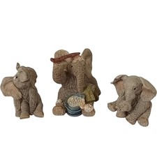 Paw Prints Tuskers Elephant Figurines Set of 3 Wash & Brush Up Preloved  picture