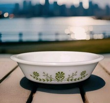 Glasbake Green Daisy Milk Glass 1 Quart Oval Casserole J235 Vintage 1960’s picture