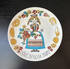 Vintage Figgjo Norway Vart Daglige Brod Porcelain Folk Art Plate, Daily Bread picture