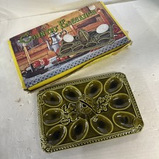 Vintage Green 9x6