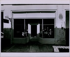LG862 Original Tom Mosier Photo MAXWELL ARCADE Abandoned Business Game Building picture