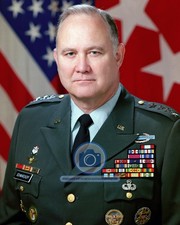 GENERAL NORMAN SCHWARZKOPF OFFICIAL PORTRAIT OPERATIOND DESERT STORM 8X10 PHOTO picture