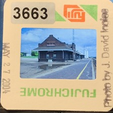 2004 FUJICHROME 35mm Slide Train Station Railroad Depot Architecture Photo picture