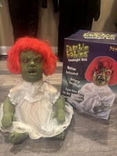 Spirit Halloween Seasonal Visions 2009 Goodnight Kiss Animated Zombie Baby(READ) picture
