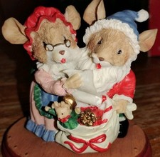 Vtg Holiday Expressions Hand Painted Mouse Family Figurine Mr & Mrs Claus 1994 picture