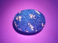 Fluorescent Sodalite ( Yooperlite )   4.4 oz.  Nice Bright Lake Superior Stone picture