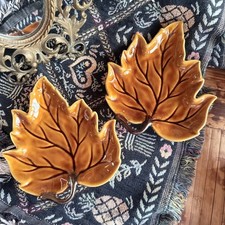 Tabletops Gallery Pair Honey Maple Leaf Shaped Dishes Ceramic Fall Thanksgiving picture