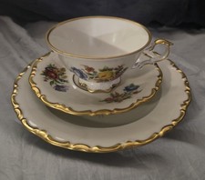 Vinatge Waldershof Bavaria Germany Handarbeit  Teacup Saucer Trio Plate 22k Gold picture
