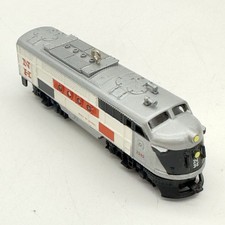 Hallmark Keepsake Lionel Trains New Haven Diesel Locomotive Ornament 2008 GUC picture