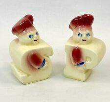 Shawnee Chefs S & P Vintage Salt and Pepper Shakers 3½
