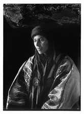 Photo:Bedouin Woman Portrait 1900s Middle East Traditional Dress picture