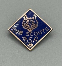 Vintage Cub Scout Collar pin Blue Enamel Circa 1948-1960’s. Excellent Condition. picture