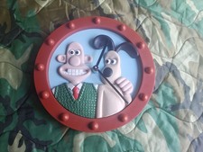 Vintage Wallace & Gromit Round Analog Wall Clock Plastic Frame Battery Aardman picture