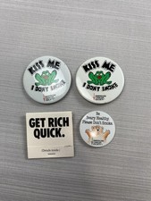 Vintage American Cancer Society Merch Matchbook & 3 Pins Don’t Smoke Bear & Frog picture