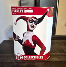DC Collectibles Harley Quinn Red, White & Black Figurine By Jae Lee 7.47 in picture