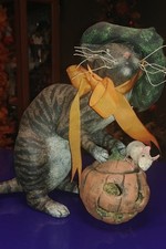 Bethany Lowe Vergie Lightfoot Halloween Cat JOL Mouse Tomfoolerie & Jerry Damage picture