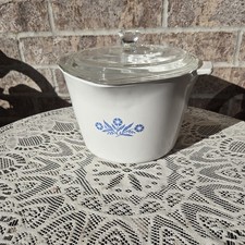 VINTAGE Corning Ware BLUE CORNFLOWER Dish SAUCE MAKER Pan 4 CUP Measuring w/ LID picture