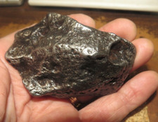 488 GM.  CAMPO DEL CIELO METEORITE ; AAA GRADE BEAUTIFUL METEORITE; 1.1 LBS picture