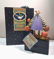 Williraye Studio Trick or Tweet  Hand Painted Resin Figurine Halloween in box picture