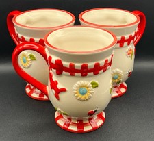Temptations Gingham Garden 3-Piece Pedestal Coffee Mug Set Red RARE picture