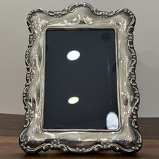 Mappin & Webb Sterling Silver Picture Frame London 1990 Hallmarked 5x7 picture
