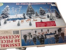 NOS Lemax Christmas Village Accessory Set 30 Piece Retired 06165 picture