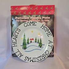 Vintage 1998 LTD Commodities Porcelain Christmas Plate (with box) picture