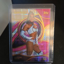 Topps 2022 WWE Universe Parallel Skylar Raye #N115 Trading Card . Comp 35.00ebay picture