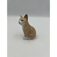 Vintage Tan White Sitting Ceramic Cat Figurine High Gloss Porcelain Kitten 3.75 picture