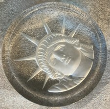 VINTAGE LANDES CRYSTAL PAPERWEIGHT, STATUE OF LIBERTY,FRANCE picture
