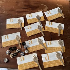 Lot Of 10 Texaco Keys picture
