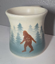 Lindsoe Clayworks BigFoot Sasquatch Forest Coffee Mug Cup Restaurant ware heavy picture