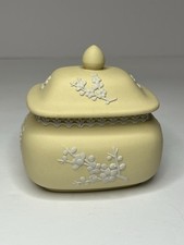 Wedgwood Primrose Yellow Jasperware Pagoda Trinket Box Neoclassical England picture