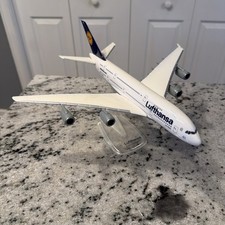 Airbus A380 Lufthansa Risesoon (Skymarks) Premium Collectors Model Please Read picture