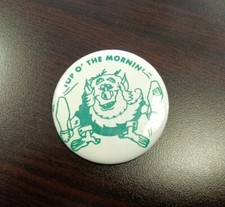Vintage St. Patrick's Top O' The Morning Pinback Button Used Fast Shipping  picture