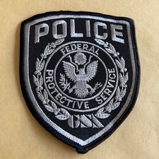 VINTAGE FEDRAL PROTECTIVE SERVICE POLICE GSA COLLECTABLE WOVEN AMERICAN PATCH picture