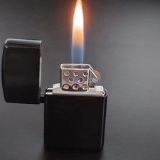 Vintage-Inspired Heavy-Duty Metal Butane Soft Flame Lighter picture