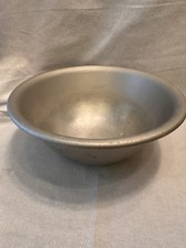 Vintage Wear-Ever Aluminum Mixing Bowl No. 452 1/2 Retro 2 Qt Kitchen Decor picture
