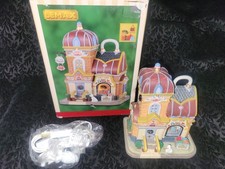 RARE Lemax CASSIE'S COUTURE # 15764 Christmas Caddington Village Building picture